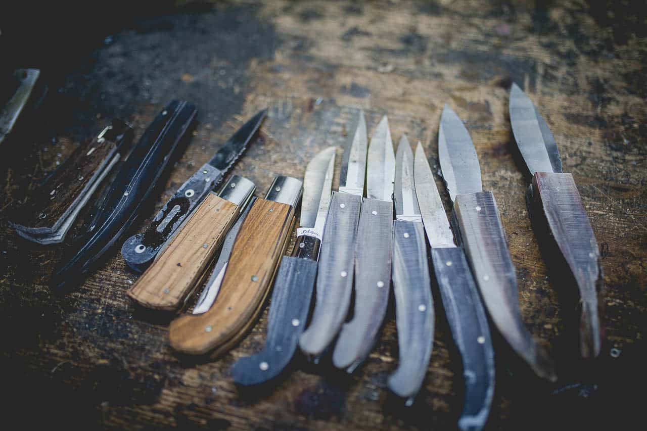 Front Page -Knief Weapon Coltelli Artigiano storia coltelli Scarperia